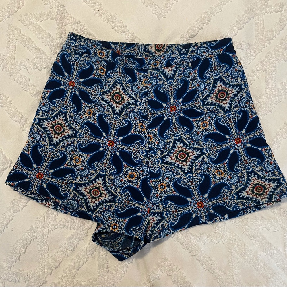 Show me your mumu wagon wheel cabana shorts